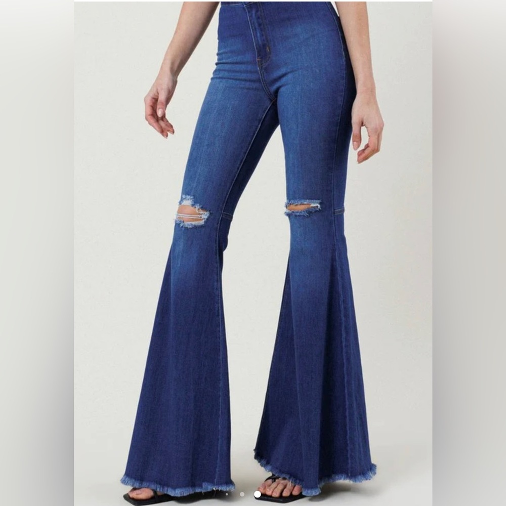 Flare leg Fashion nova size 13